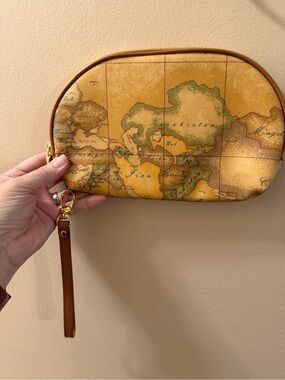 Alviero Martini NWOT Map-Print Wristlet with Dustbag